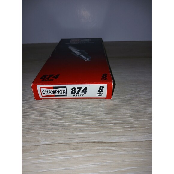 Champion 874 RL82C Small Engine Spark Plugs Pack of 4 New In Box 1992 Vintage - Picture 9 of 16